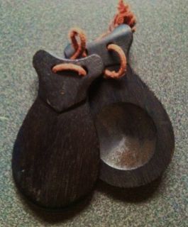  Vintage wodden Castanets Made in Germany