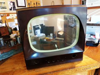 VINTAGE TV ADMIRAL 17K22 CABINET CLEAN NICE CONDITION 19 X 19 X 19 25