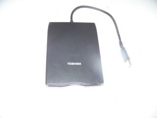 Toshiba PA3109U 1FDD External USB Floppy Disk Drive