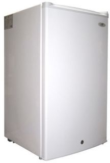  CU ft Upright Freezer with Energy Star White Sunpentown