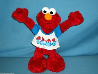 Fisher Price CHEER ELMO Tickle Me Animated Electronic Singing Doll