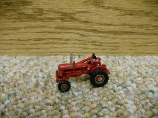 64 Ertl Farmall 100 Tractor Case IH Farm Toy