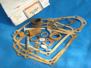 briggs and stratton engine repair kit part # 390131  wheelhorse