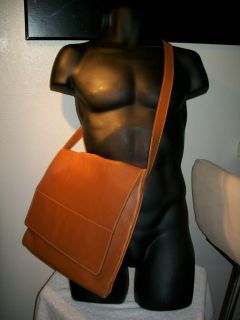 GIORGIO ARMANI Leather Men Crossbody Messenger Laptop Tablet BAG