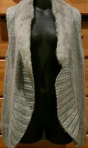 Fenn Wright Manson rabbit fur collar sweater vest size large