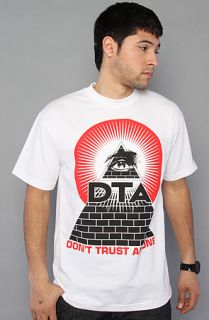 DTA   Rogue Status The Annuit Coeptis Tee in White