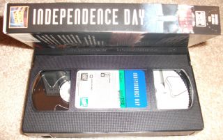Independence Day VHS Video 1996 Will Smith Bill Pullman Jeff Goldblum