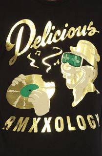 Delicious Vinyl Mens DV RMXXOLOGY tshirt