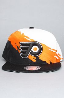 Mitchell & Ness The Philadelphia Flyers Paintbrush Snapback Hat in