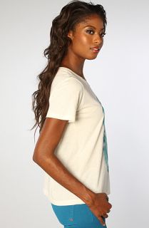 rvca the flo crew tee in natural sale $ 15 95 $ 28 00 43 % off