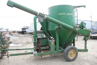 John Deere 400 Feed Corn Grinder Mixer Cattle Hogs 1000 PTO Stored
