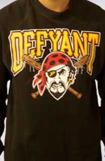 Defyant Pirates Crewneck Concrete Culture