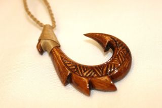 Hawaiian Jewelry Tribal Design Fish Hook Carved Choker/Necklace~ KOA