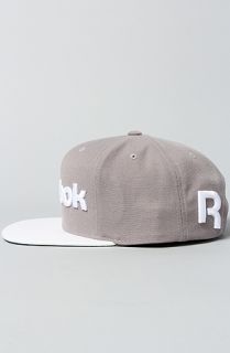 Reebok The Classic Snapback Cap in Grey White