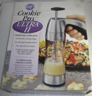 New in Box Wilton Cookie Pro Ultra II 2 Cookie Press 16 Disks Holiday