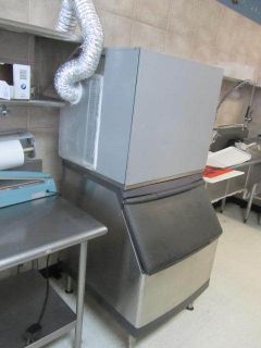  Scottsman Flaker Ice Machine with Bin