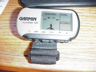 Garmin Foretrex 101 Sports GPS Receiver Hands Free Wrist Watch Strap