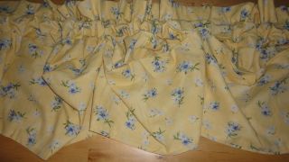 VINTAGE WAVERLY AMANDA FONTANELLE TUCK PLEATED VALANCE YELLOW FLORAL