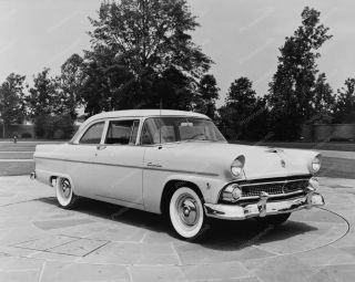 the fords introduced for 1955 also featured the panoramic windshields
