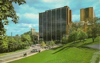 1969 Calhoun Hall University of Cincinnati Ohio Oh Vintage Postcard