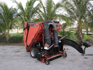 Smithco V62 Lawn & Turf Sweeper Vacuum 22 hp Engine self contained Hyd