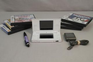 Nintendo DS Lite White Consolenintendo DS Lite White Handheld System