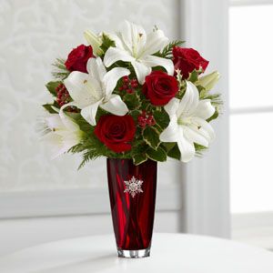 FTD Holiday Celebrations Bouquet 12 C1 Christmas Flowers by Florist