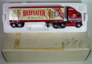 58 Matchbox 1995 Freightliner Beefeater Semi Tractor Trailer Spirit