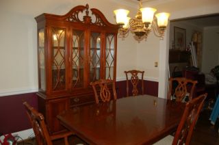 Great Deal Lexington Furniture Table 8 Chairs China Cabinet