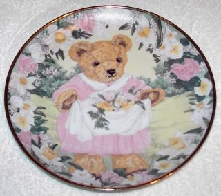 THE FRANKLIN MINT HEIRLOOM COLLECTION PLATE TEDDYS SPRING BOUQUET