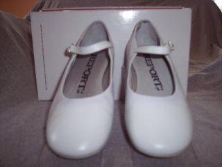 Report New White Leather Flat Mary Jane Style Ballet Shoe US 7