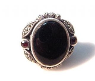 Sterling Silver Marcasite Onyx and Garnet Ring Size 6 5