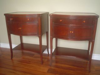 LOCAL PICKUP IMPERIAL FURNITURE COMPANY ANTIQUE BEDSIDE TABLES