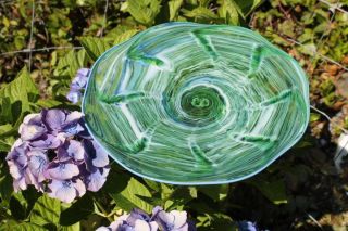 Spring Green Hand Blown Glass Bird Bath Garden Art Ornament Outdoor