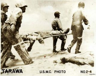 USMC Operation Tarawa 1943 Carrying Marine Stretcher
