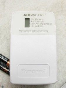 Lot of 10 Honeywell Single Stage Thermostats and Airwatch Wireless