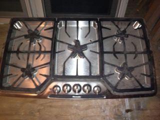 Thermador Stainless Steel 36 Gas Cooktop