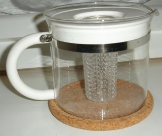 Bodum Glass Teapot Looseleaf Infuser Tea Kettle 4 Cup Brewer w Cork