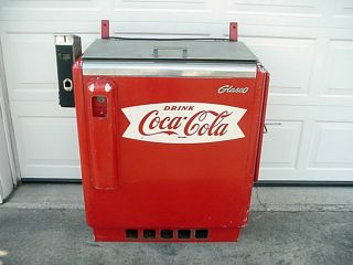 GLASCO GBV 50 SLIDER COKE MACHINE, 1959, ICE COLD COINS WORK, S. of