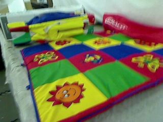 Graco Totbloc Pack N Play with Carry Bag Bugs Quilt