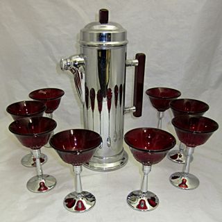  Deco Martini Set Chrome Pitcher Red Bakelight Handle & Knob/8 Glasses