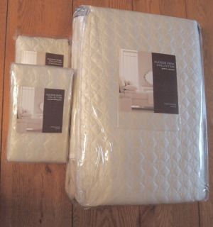 Queen Coverlet with Shams Hudson Park Cross Diamond Quilted Ivory