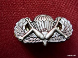 US ARMY RANGER OPEN LEGS PARACHUTE WINGS PIN DOUBLE CLUTCH MILITARY
