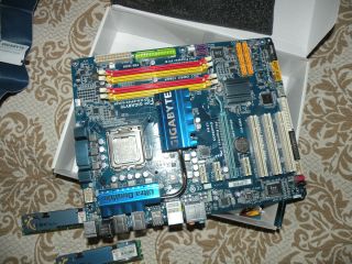 Gigabyte motherboard EP34 UD3R G Skill DDR2 4GB ram Intel Core 2 Duo