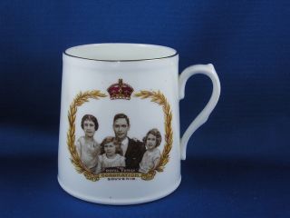 King George VI Coronation Mug with Family Portrait   Fenton (Paladin