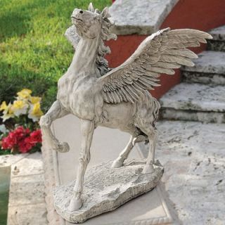Design Toscano Grand Pegasus Winged Horse Statue