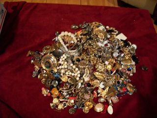 POUND LBS LOT OF SCRAP CRAFT REPAIR /WEARABLE JEWELRY COSTUME