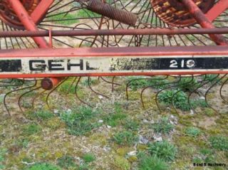 Gehl 219 Inline 9 Wheel Hay Rake