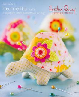 Henrietta Turtle   Kids Pincushion Sewing Pattern by Heather Bailey