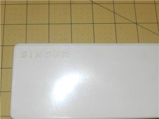 This auction is for 1 singer empty box(plastic) for accessories